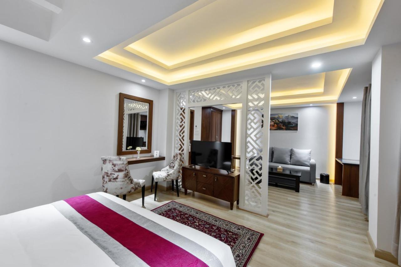 Hotel Ama-La, Thamel, Katmandu Zewnętrze zdjęcie